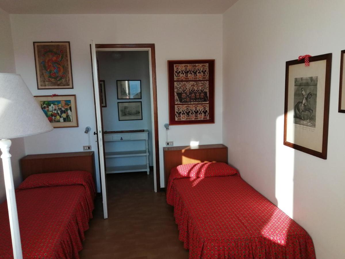 Terrazza Sul Lago Ameno Luaran gambar