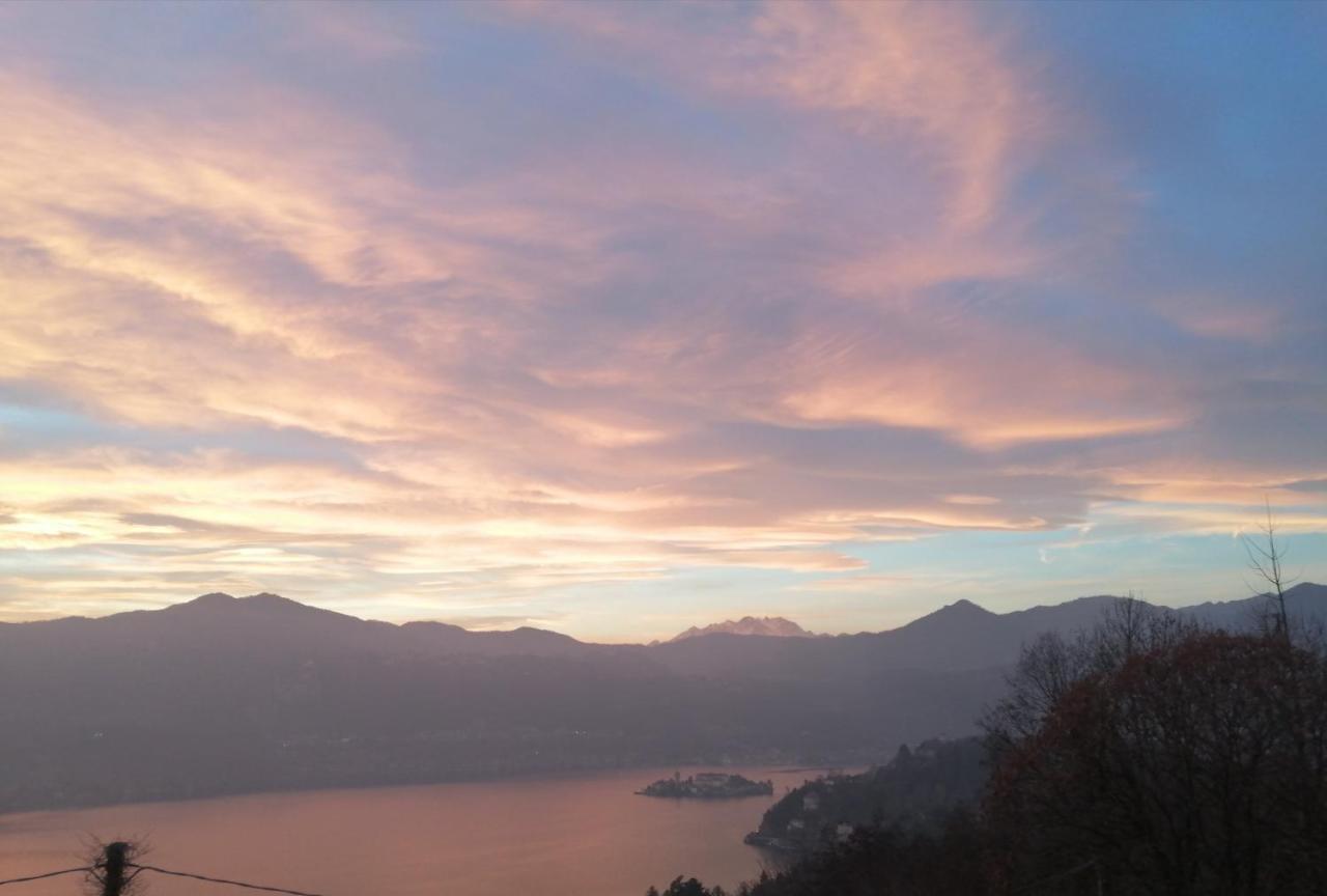 Terrazza Sul Lago Ameno Luaran gambar