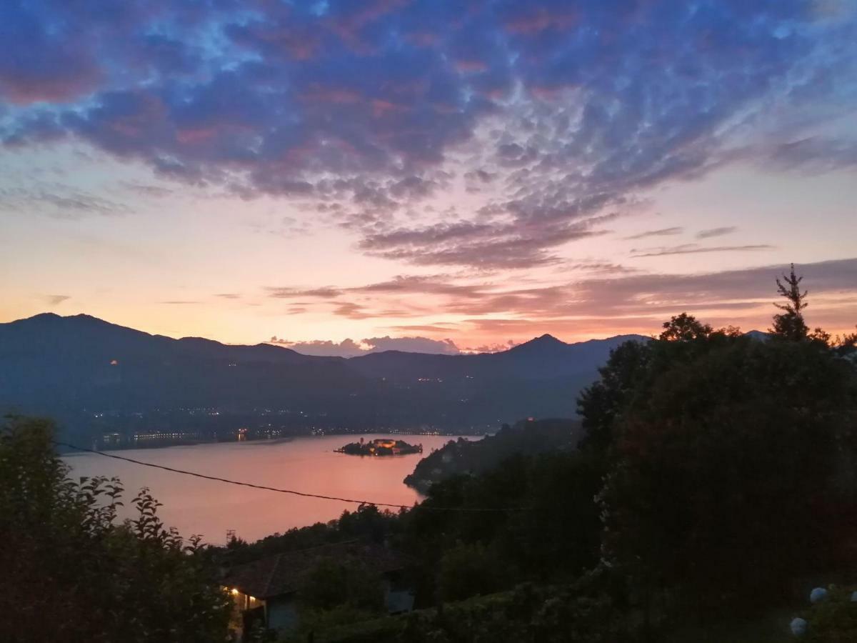 Terrazza Sul Lago Ameno Luaran gambar